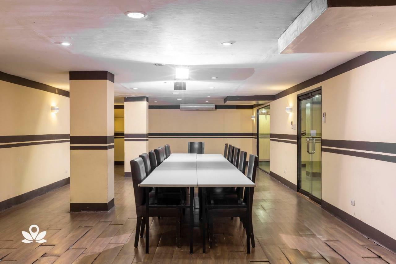 New York Hotel Miami Quezon City Extérieur photo